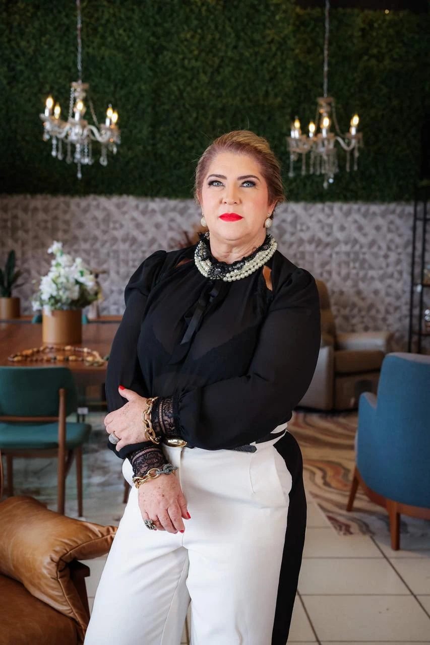 Dra. Elizabeth Machado dos Santos, advogada inscrita na OAB/GO sob o número 33.255